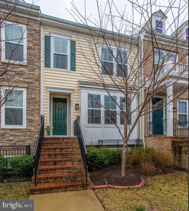 Foto principal - 216 Apricot St