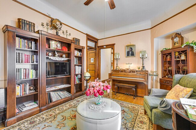 Foto del edificio - 3461 W Adams St