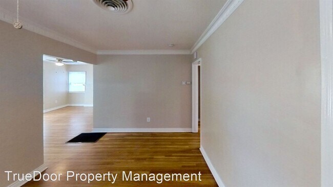 Building Photo - 2 br, 1 bath House - 2823 N. E Street