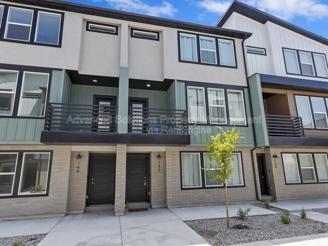 Photo - 142 Amboise Ct Townhome