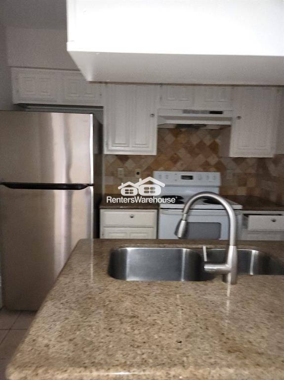 Foto del edificio - 2110 Wilcrest Dr