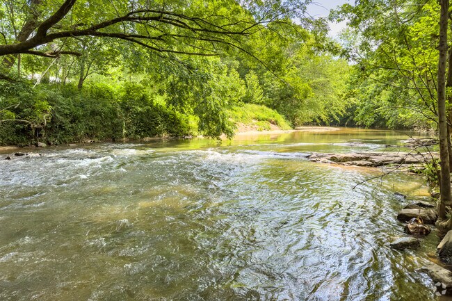 Peachtree Creek runs along the north side of Atlanta Memorial Park.