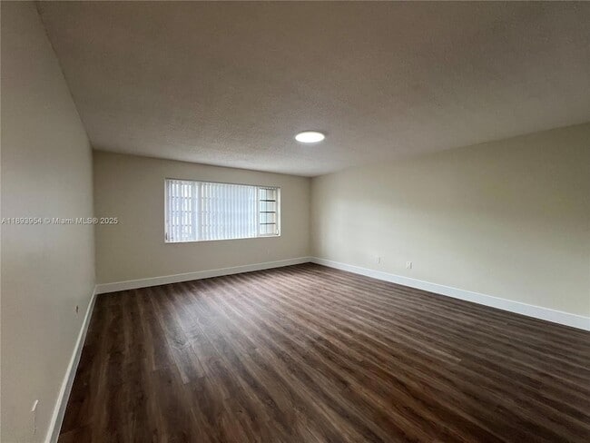 Building Photo - 21121 SW 85th Ave