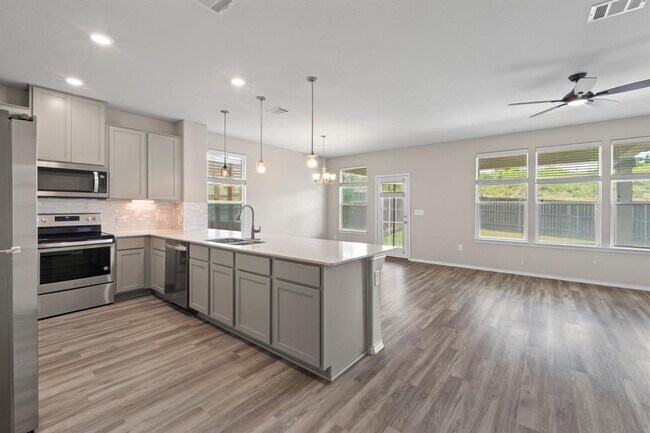 Building Photo - 7805 Peccary Dr