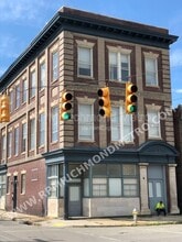 Building Photo - 700 N 2nd St