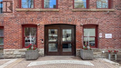 Building Photo - 11-611 St Joseph St