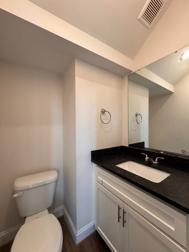 Foto del edificio - Inquire today on how to get FREE RENT!