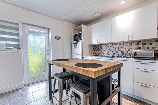 Foto del edificio - 15200 SW 163rd St