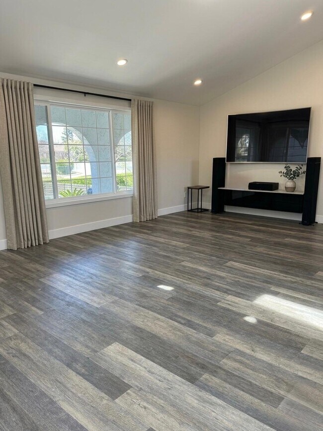 Foto del edificio - 5868 Lean Way