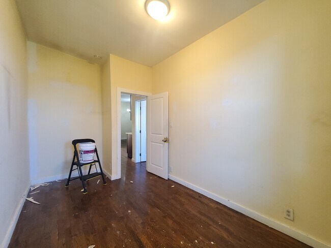 Foto del edificio - 118 Wilkinson Ave