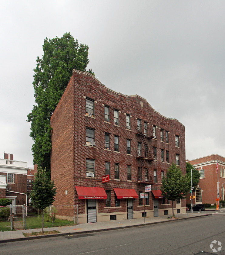 Primary Photo - Clinton Apartment