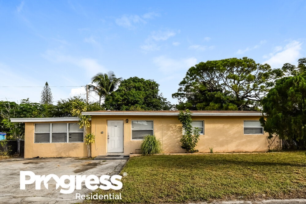 Primary Photo - 1709 NW 16th Ct