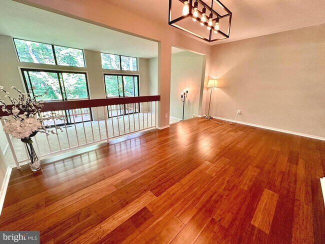 Foto del edificio - 1526 Scandia Cir