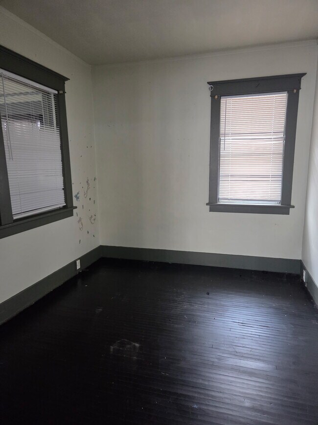 Foto del edificio - 429 W Hanssler Pl