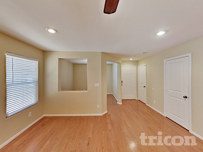 Building Photo - 963 Eureka Dunes Ave