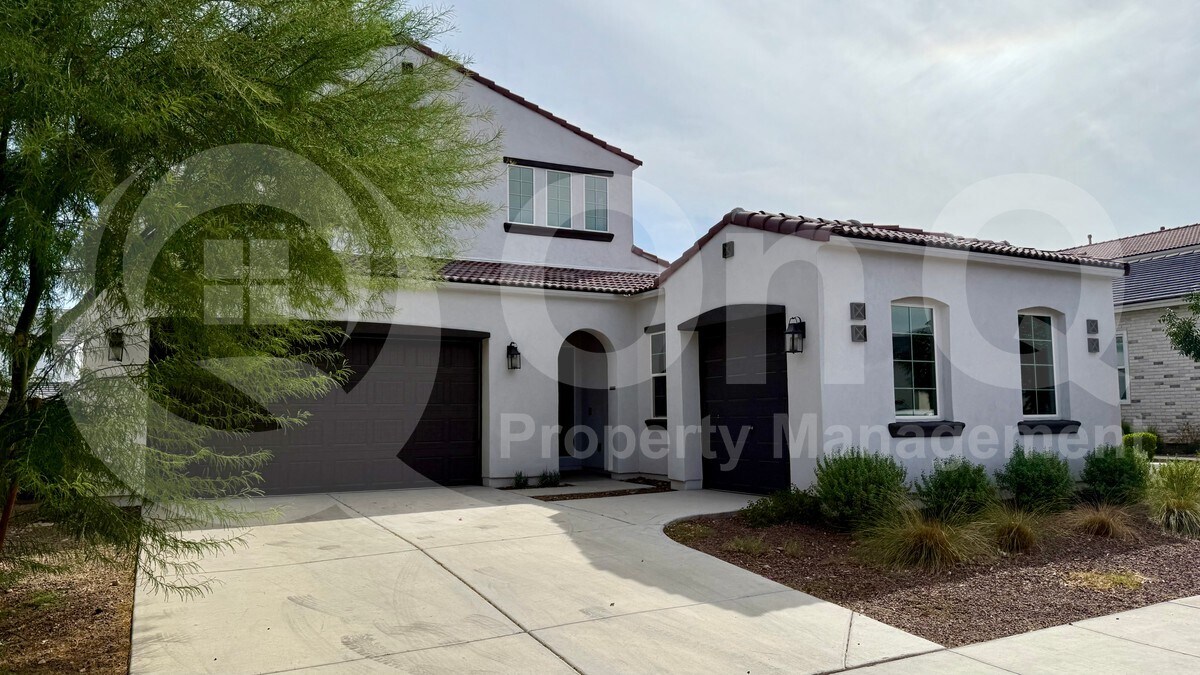 Foto principal - 19751 W Turney Ave