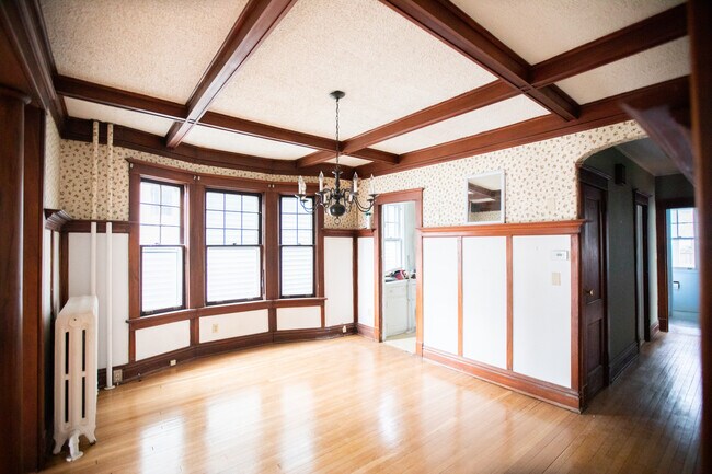 Building Photo - 759 Myrtle Ave