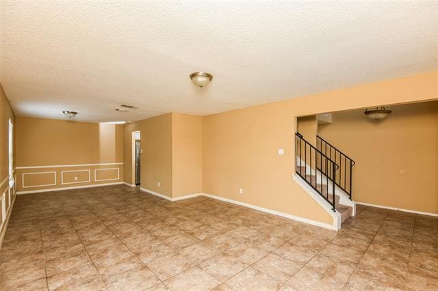 Building Photo - 634 Lemon Dr