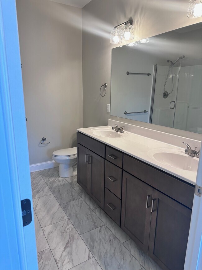 Building Photo - 5025 Fox Trot Ln