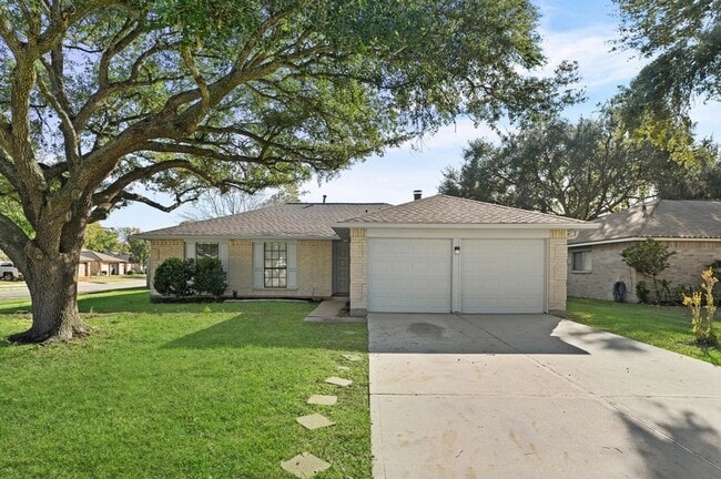 Photo - 14003 Vinehill Dr House