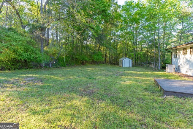 Foto del edificio - 2290 Pinetree Ln NE