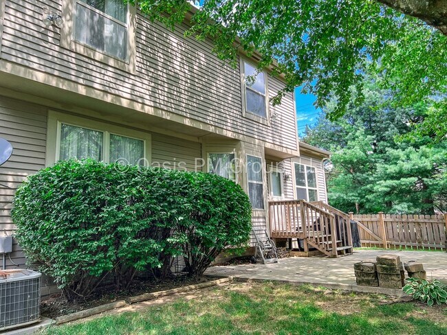 Foto del edificio - 8575 Kingsley Dr