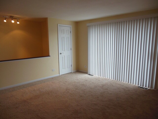 Building Photo - 126 Nauset Ln
