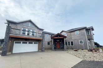 Building Photo - 10340 NW Pacific Coast Hwy