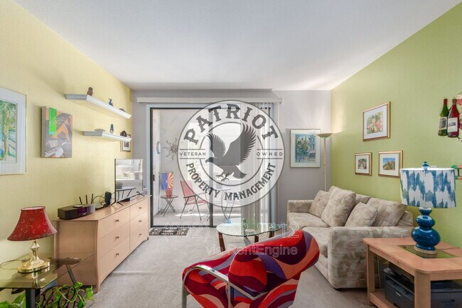 Foto del edificio - 9708 E Vía Linda