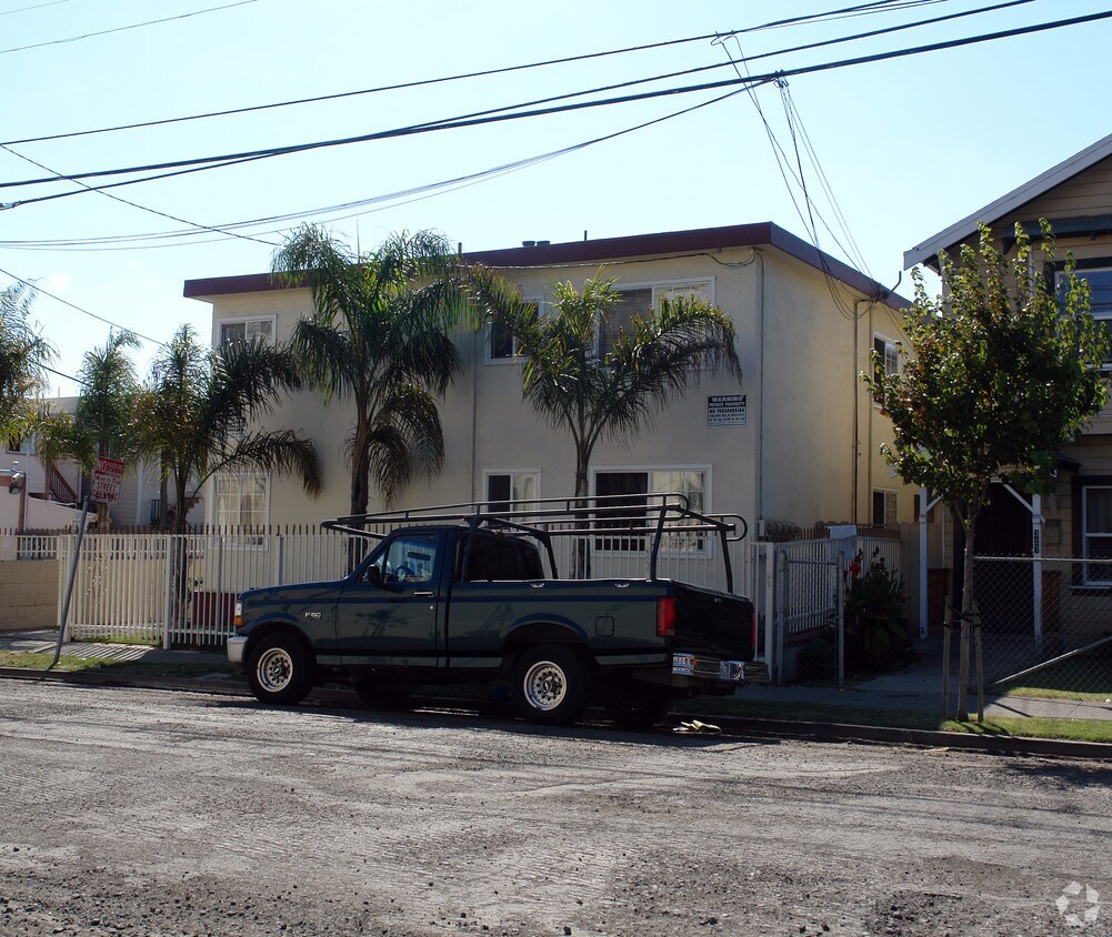 Foto del edificio - 319 21st St