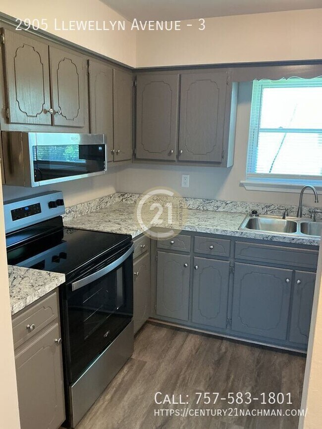 Foto del edificio - 2905 Llewellyn Ave