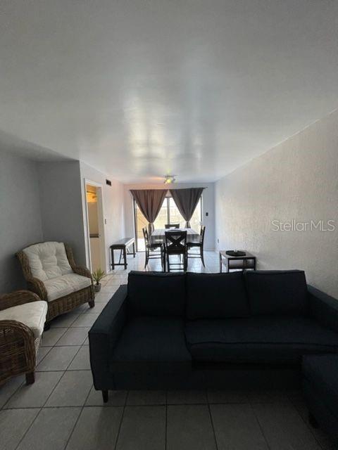 Foto del edificio - 130 Lago Vista Blvd