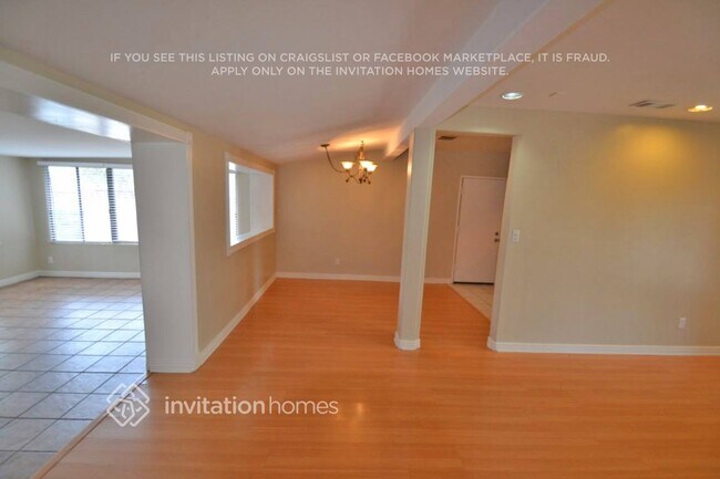 Foto del edificio - 7425 Jellico Ave