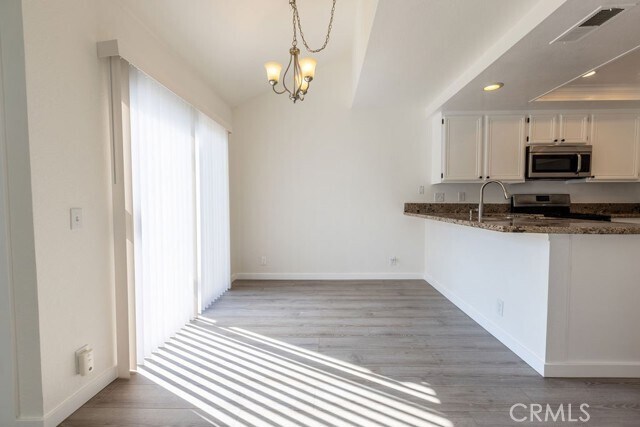 Foto del edificio - 47 Clover Ln