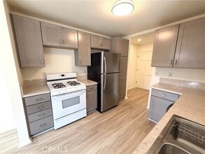 Building Photo - 6650 Alcantara Ave