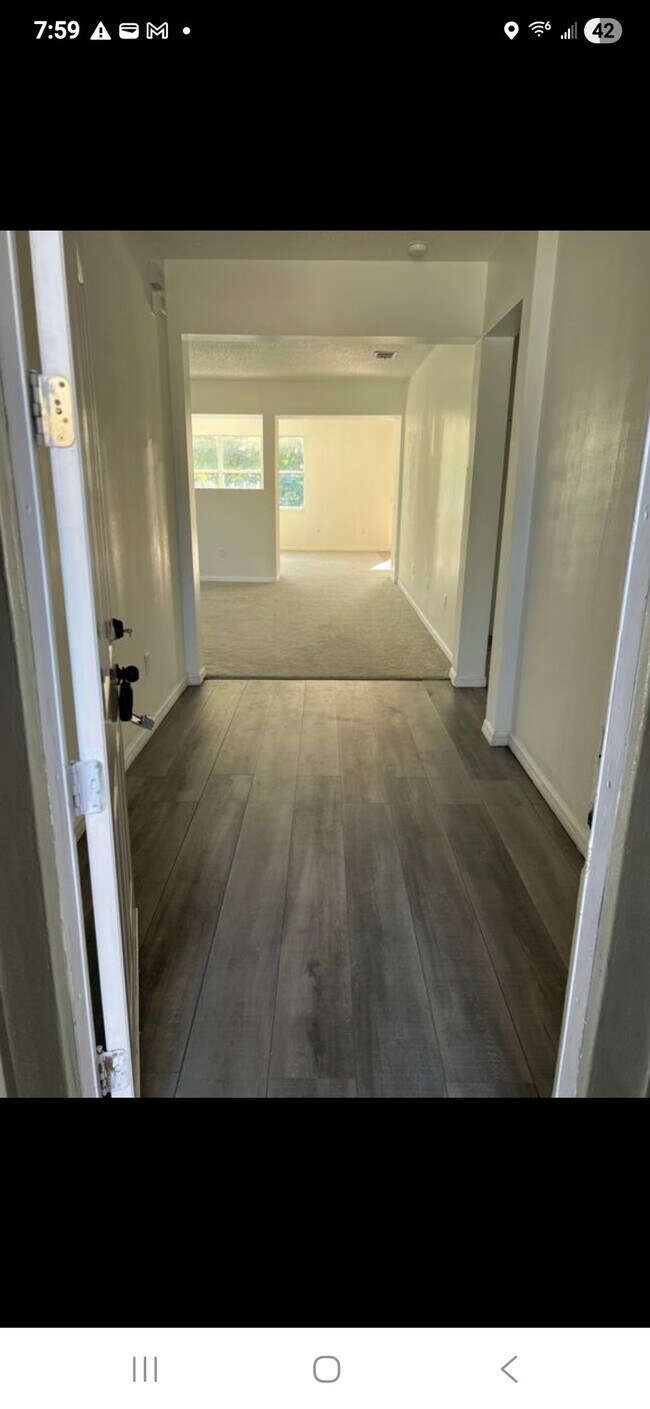 Photo - 159 Roseling Crossing House