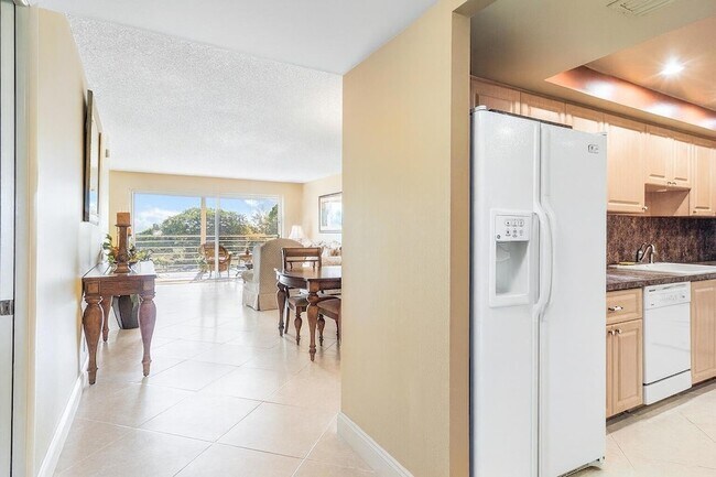 Building Photo - 6200 NW 2nd Ave