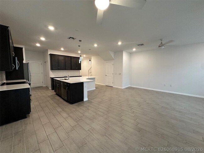 Foto del edificio - 8191 Cinch Way