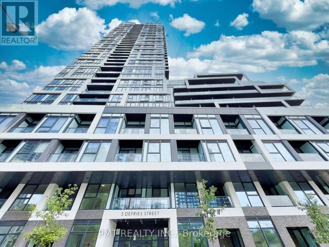 Building Photo - 5 Defries St