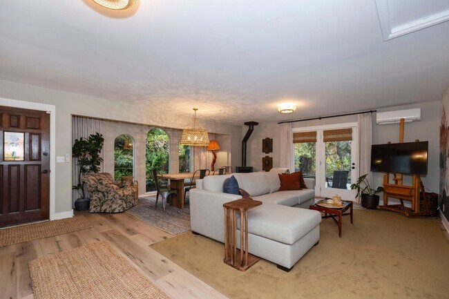 Foto del edificio - Beautifully Furnished Bainbridge Island Oa...
