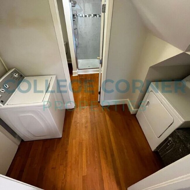 Foto del edificio - 1253 Brookwood Dr
