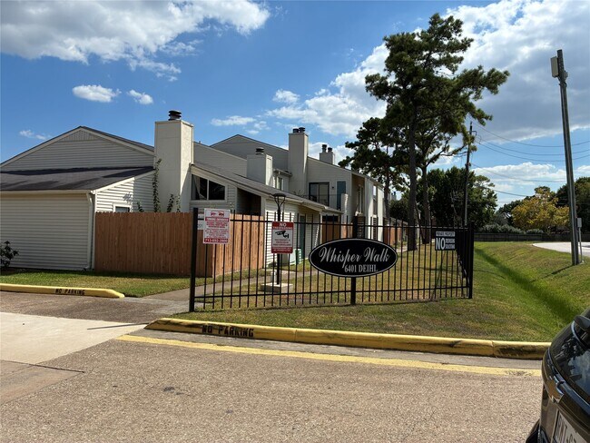 Foto del edificio - 6401 Deihl Rd