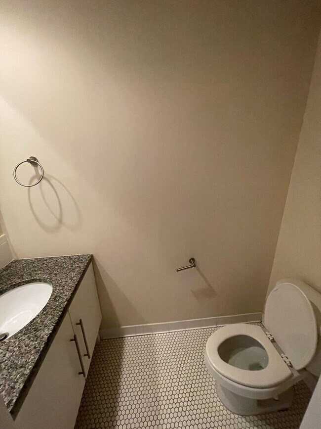 Foto del edificio - 815 Perry St