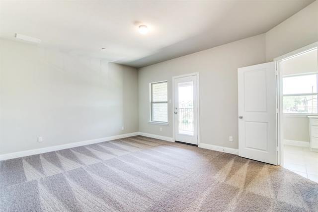 Building Photo - 829 Blue Bell Trl