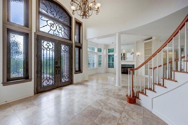 Foto del edificio - 3105 Lacevine Ln