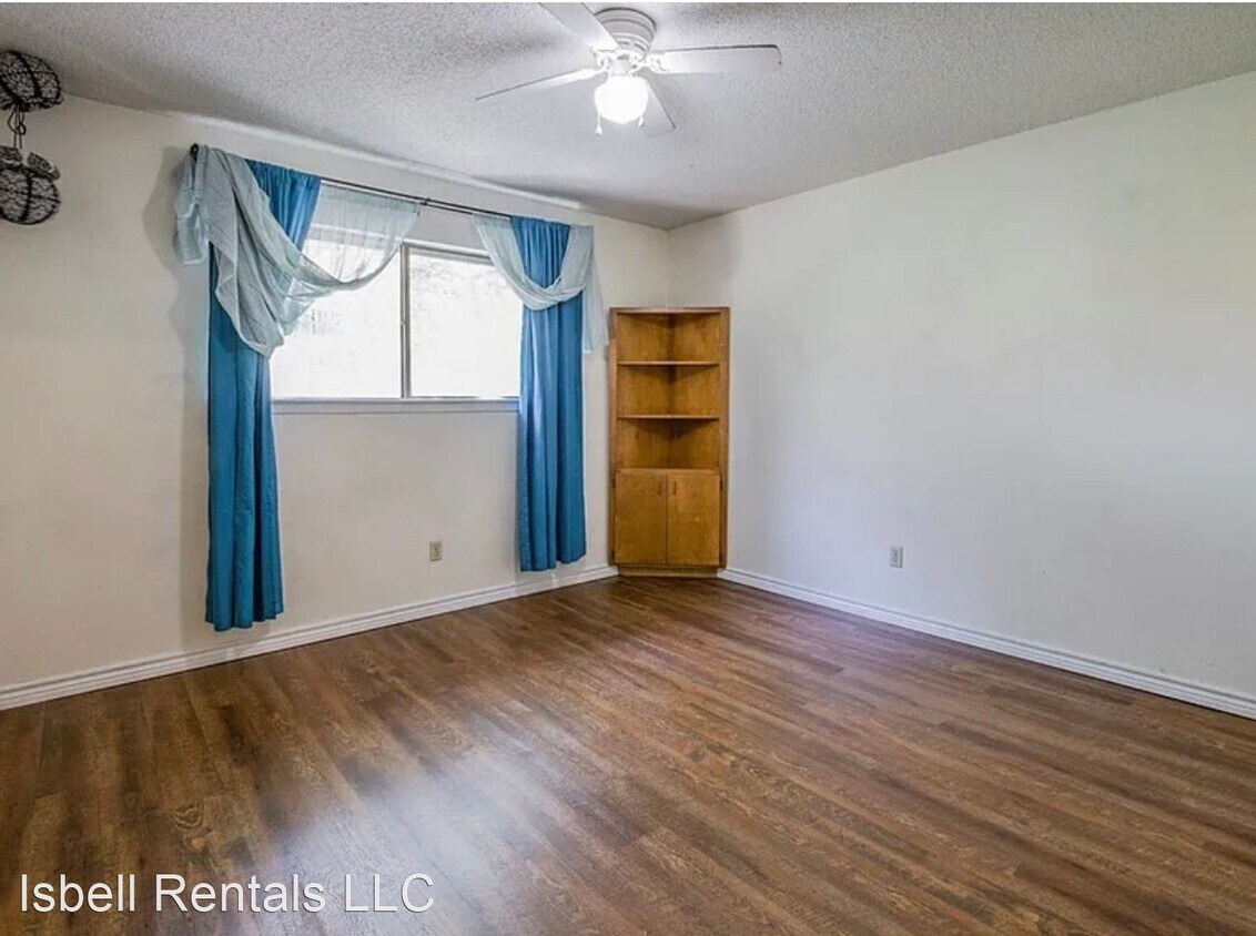Foto del edificio - 4 br, 2 bath House - 2005 Shadow Ridge Rd