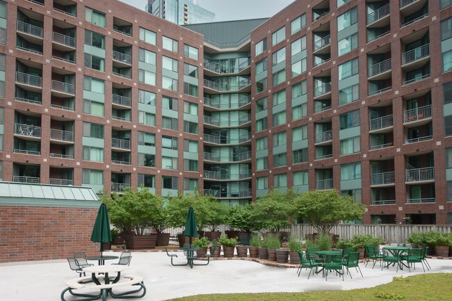 Foto del edificio - 440 N McClurg Ct
