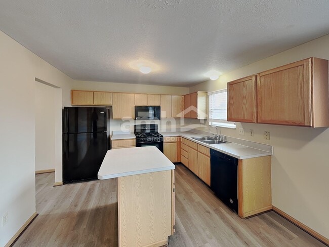 Building Photo - 2245 Yagger Bay Dr