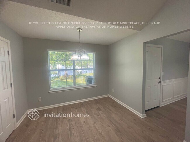 Building Photo - 52 Baywood Dr