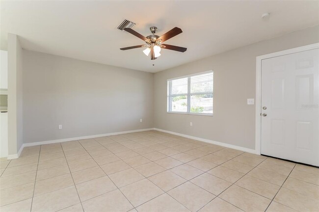Foto del edificio - 3607 27th Ave W